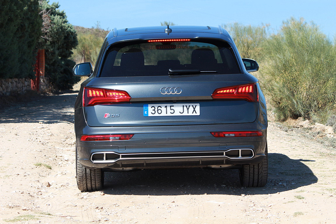 Audi_SQ5_2018_04.JPG