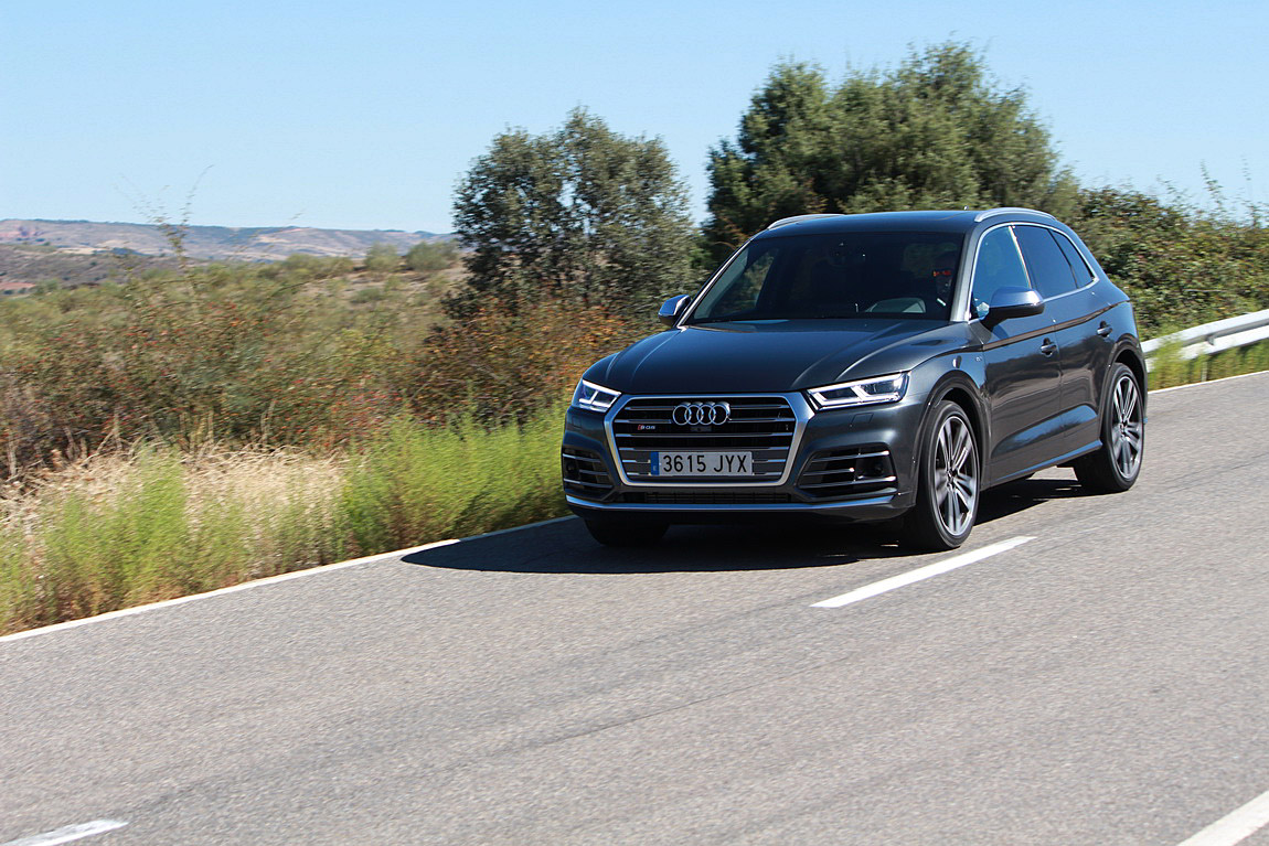 Audi_SQ5_2018_10.JPG