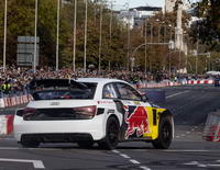 foto: Carlos Sainz exhibicion Audi RS Q e-tron Madrid Castellana_15.jpg
