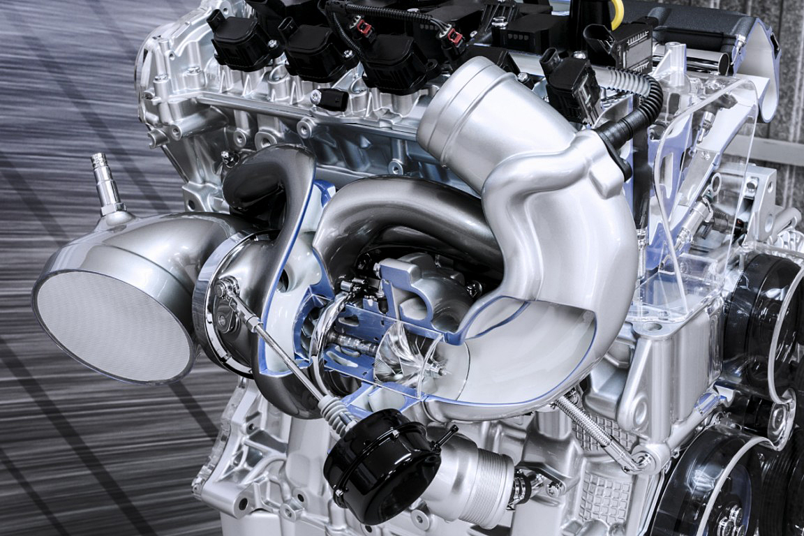 129_Audi_TT_RS_2016%20motor.JPG