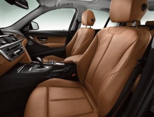 2011_BMW_Serie_3_402