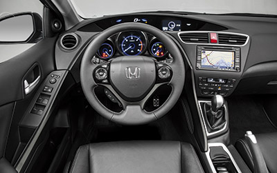dic_2013_honda_civic_tourer_02