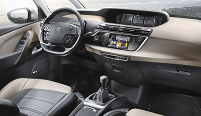 2014P_Citroen_C4_Picasso_03