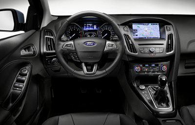 Ford Focus 2014 salpicadero volante [400x300]