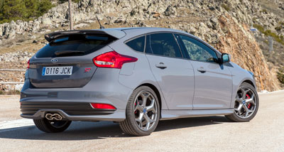 Ford-Focus-ST2015_03