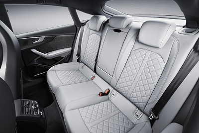 26-Audi-S5-Sportback-2016-interior-asien