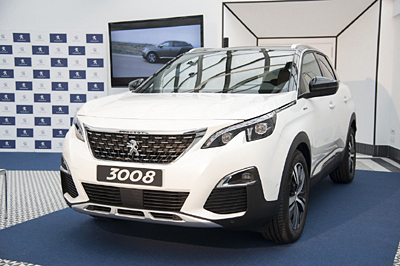 02-peugeot-suv-trophy-3008-400