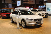 foto: Madrid_Auto_2018_Volvo_V90_Cross_Country.JPG