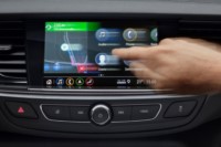 foto: 06b Opel Insignia Conectividad HMI 2018.jpg