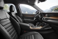 foto: 07 Alfa Stelvio 2.0 T Q4 2017 interior asientos.jpg