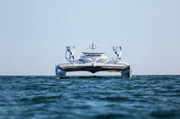 foto: Toyota catamaran hidrogeno_01.jpg