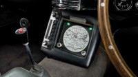foto: Aston Martin DB5 Goldfinger Continuation_13 boton expulsion asiento y radar.jpg