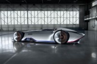foto: 10 Mercedes-Benz Vision EQ Silver Arrow concept.jpg