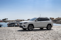 foto: jeep-cherokee-my19-restyling_02a.jpg