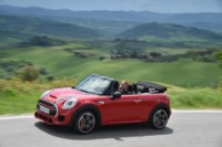 foto: mini-john-cooper-works-cabrio-2016-28.jpg