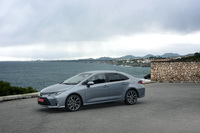 foto: Toyota Corolla Sedan 1.8 hybrid 2019_04.JPG