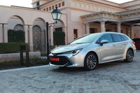 foto: Toyota Corolla Touring Sports 1.8 hybrid 20191_02.JPG