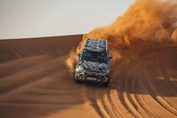 foto: Land Rover Defender 2020 cruz roja test_10.jpg