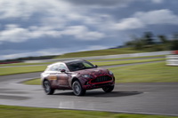 foto: Aston Martin DBX prototype_02.jpg