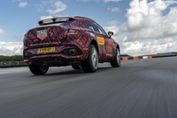 foto: Aston Martin DBX prototype_04.jpg