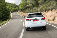 foto: Lexus RX 450h 2019 Restyling_14.jpg