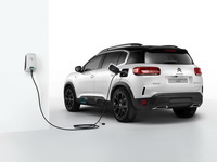 foto: Citroen C5 Aircross Hybrid_06.jpg