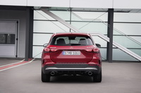 foto: Mercedes-AMG GLA 35 4MATIC_04.jpg