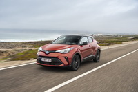 foto: Toyota C-HR hybrid 2020_13.jpg