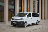 foto: Opel Vivaro Combi_04.jpg