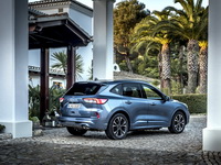 foto: Ford Kuga PHEV ST-Line_02.jpg