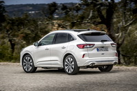 foto: Ford Kuga PHEV Vignale_02.jpg