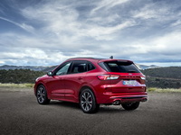 foto: Ford Kuga ST-Line X EcoBlue Hybrid_02.jpg