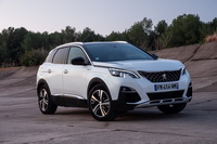 foto: Peugeot 3008 Hybrid_02.jpg