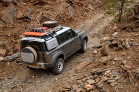 foto: Land Rover Defender con neumaticos Goodyear_08.jpg