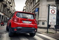 foto: Jeep Renegade 4xe_07.jpg