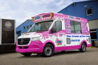 foto: Mercedes-Benz Sprinter preparadas para vender helados_03.jpg