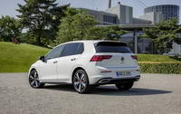 foto: Volkswagen Golf GTE 2021_08.jpg