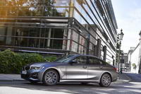 foto: BMW 320e Sedan_01.jpg