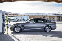 foto: BMW 520e Sedan_02.jpg