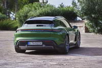 foto: Porsche Taycan CrossTurismo_02.jpg