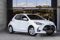 foto: Toyota Yaris Electric Hybrid ECOVan_01.jpg