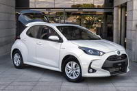 foto: Toyota Yaris Electric Hybrid ECOVan_02.jpg