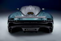foto: Aston Martin Valhalla_06.jpg