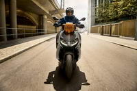 foto: BMW CE 04_16.jpg