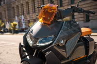 foto: BMW CE 04_17a.jpg