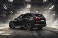 foto: BMW X5 Black Vermilion_02.jpg
