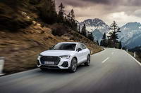 foto: Audi Q3 Sportback 45 TFSIe_06.jpg