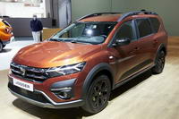 foto: Salon Automovil Barcelona 2021 Dacia Jogger.jpg