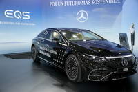 foto: Salon Automovil Barcelona 2021 Mercedes-Benz EQS.jpg