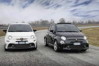 foto: Abarth 595 MY22 695 Competizione y 695 Turismo_02.jpg